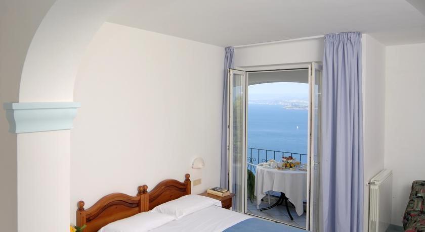 이스키아 La Pergola Del Torchio B&B 외부 사진