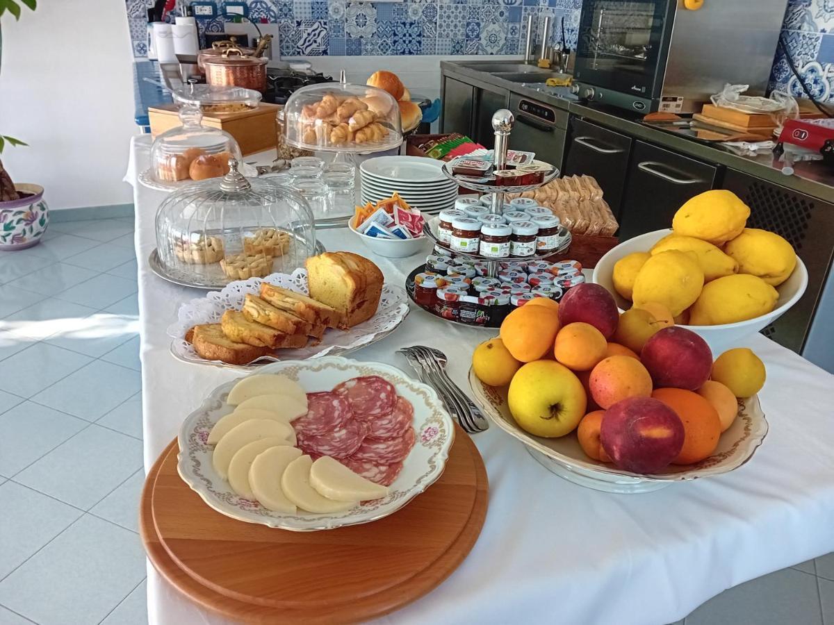 이스키아 La Pergola Del Torchio B&B 외부 사진